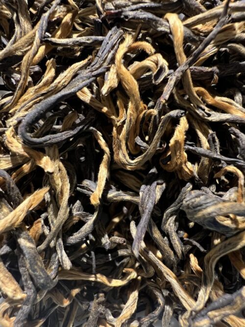 Quite The Stir Jin Kong Que black loose leaf tea